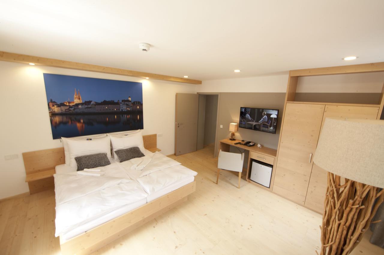 "Beim Butz" Hotel Worth an der Donau Szoba fotó